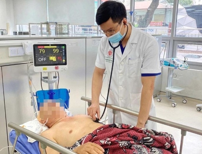 Sử dụng thuốc y học cổ truyền không đúng chỉ định, người đàn ông nguy kịch -0