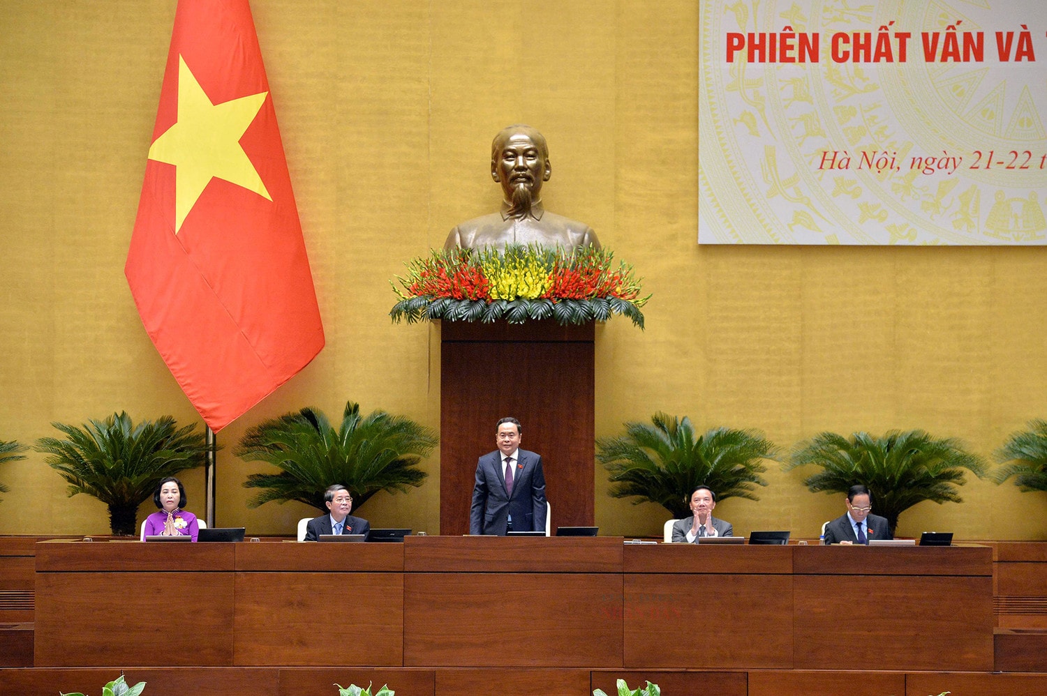Phiên chất vấn và những điểm nhấn đáng chú ý -0