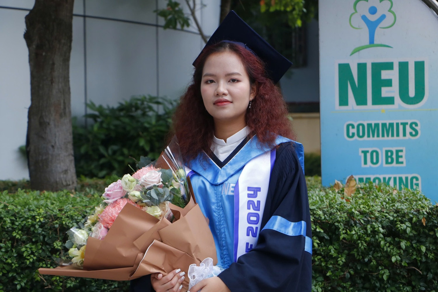 4 Thủ khoa tốt nghiệp Trường Đại học Kinh tế Quốc dân với điểm tuyệt đối -0