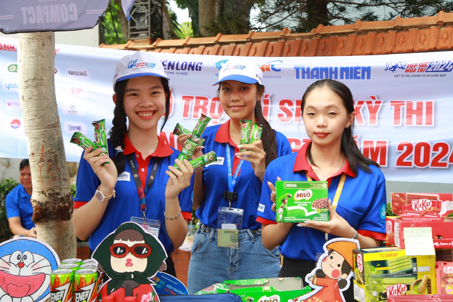 Nestlé Việt Nam tặng gần 200.000 phần quà hỗ trợ học sinh, sinh viên -0