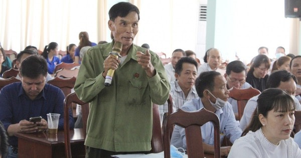 Công dân được trực tiếp thực hiện quyền giám sát trong quản lý, sử dụng đất thông qua hình thức nào? -0