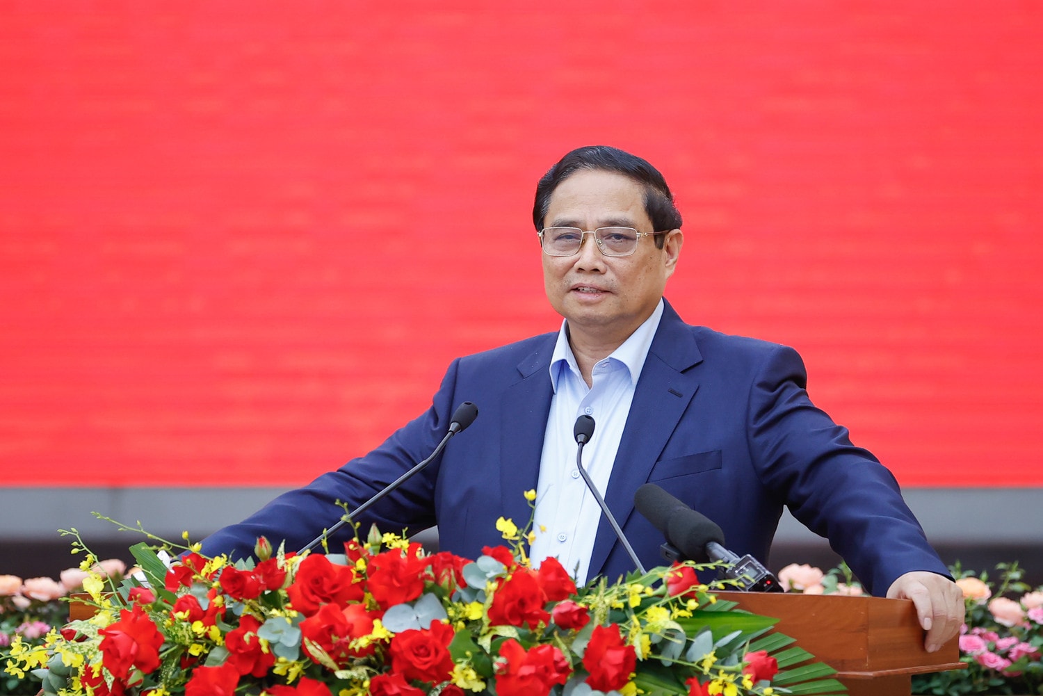 Thủ tướng Phạm Minh Chính chủ trì Hội nghị bảo đảm an ninh, trật tự phục vụ phát triển kinh tế - xã hội các tỉnh Tây Nguyên Ảnh: Nhật Bắc
