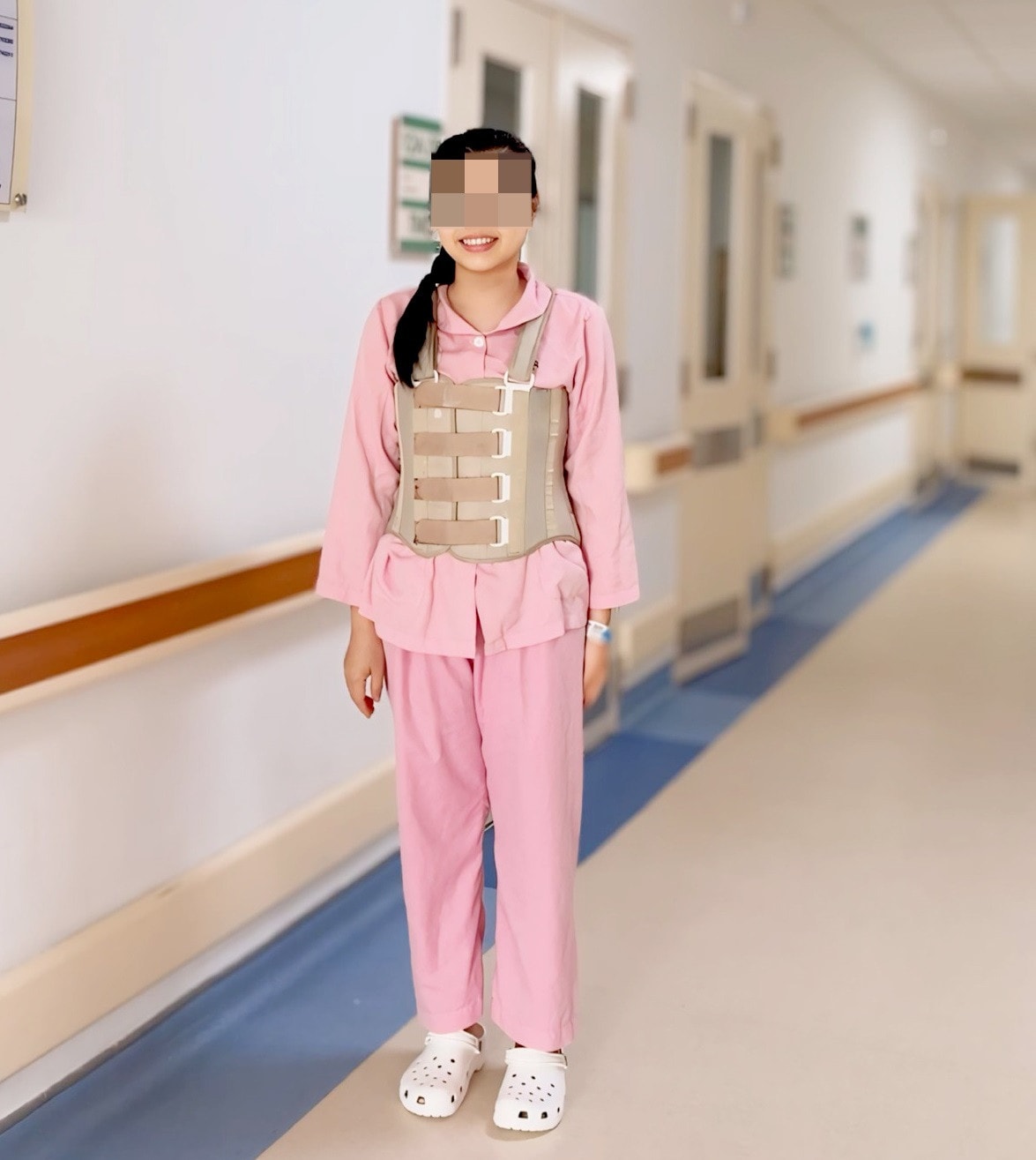 Nguy cơ tàn phế nếu không được điều trị u tuỷ sống kịp thời -0