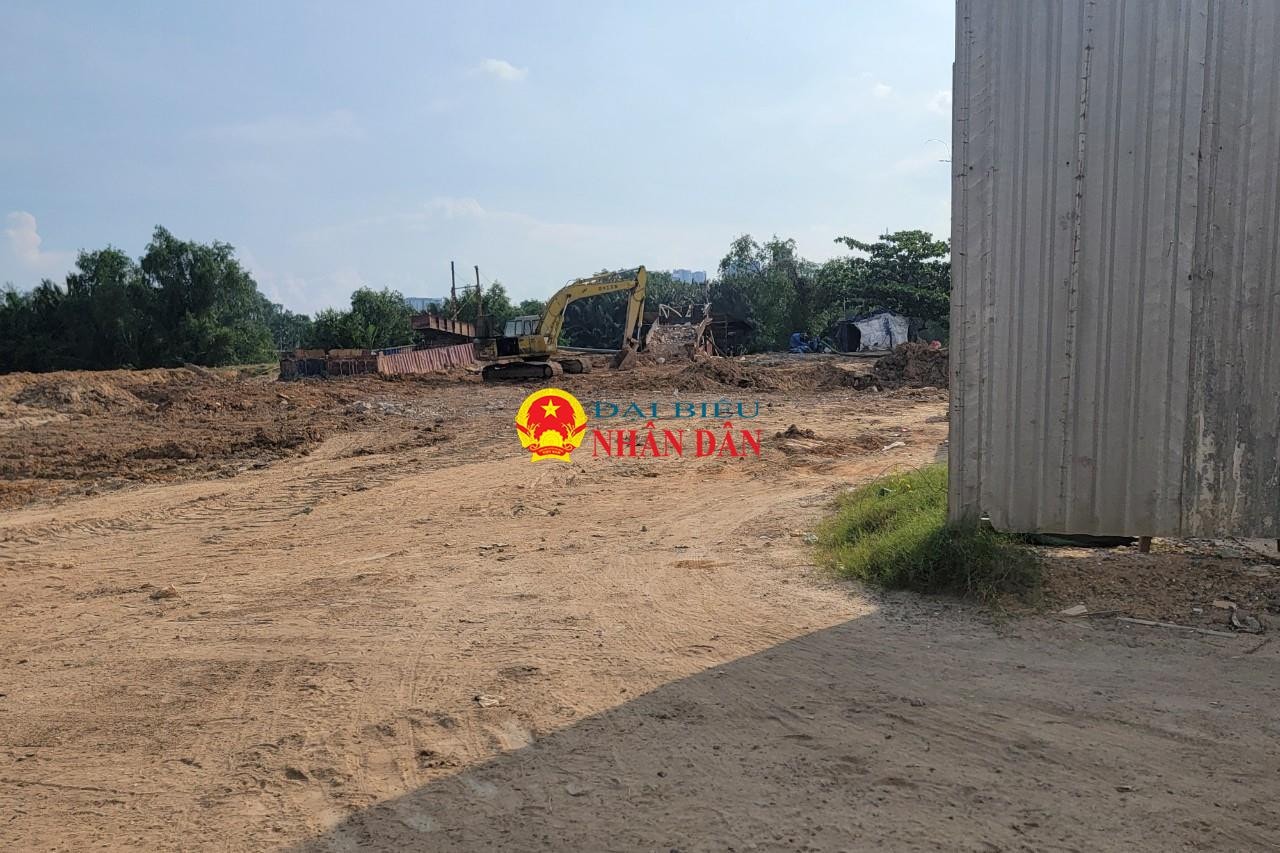 TP. Hồ Chí Minh: 2 bãi rửa và kinh doanh cát không phép ngang nhiên hoạt động tại Khu dân cư Bắc Rạch Chiếc nhiều năm liền -0