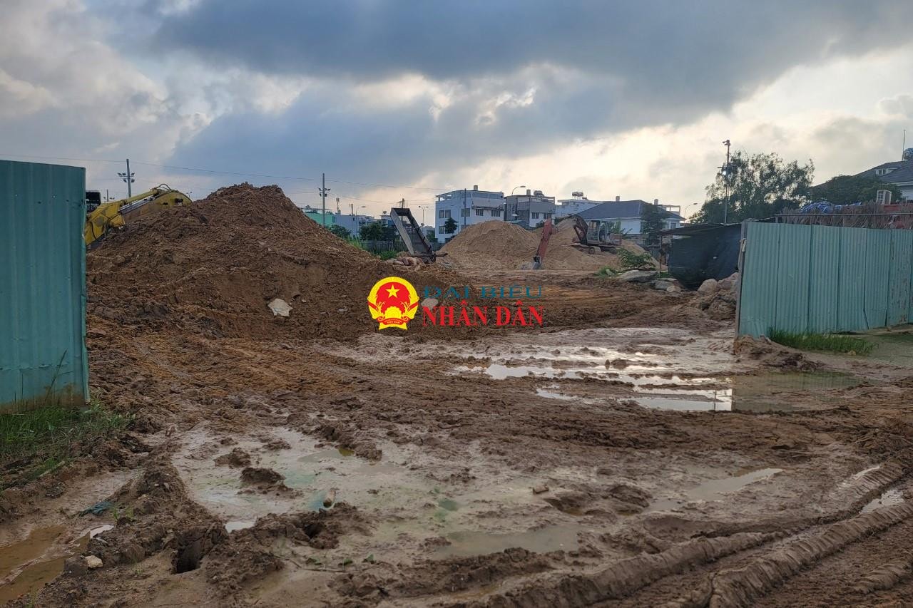TP. Hồ Chí Minh: 2 bãi rửa và kinh doanh cát không phép ngang nhiên hoạt động tại Khu dân cư Bắc Rạch Chiếc nhiều năm liền -0
