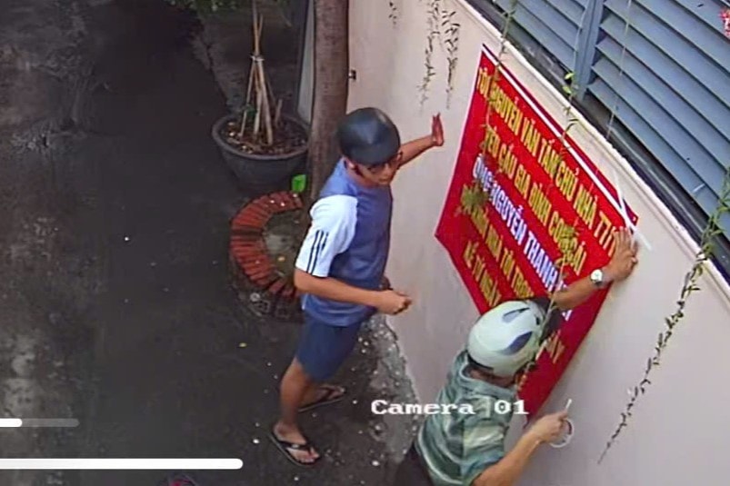 TP. Hồ Chí Minh: Đề nghị làm rõ vụ việc nhóm người lạ mặt đến phá khóa cổng nhà, đuổi người thuê trọ tại Quận 7 -0