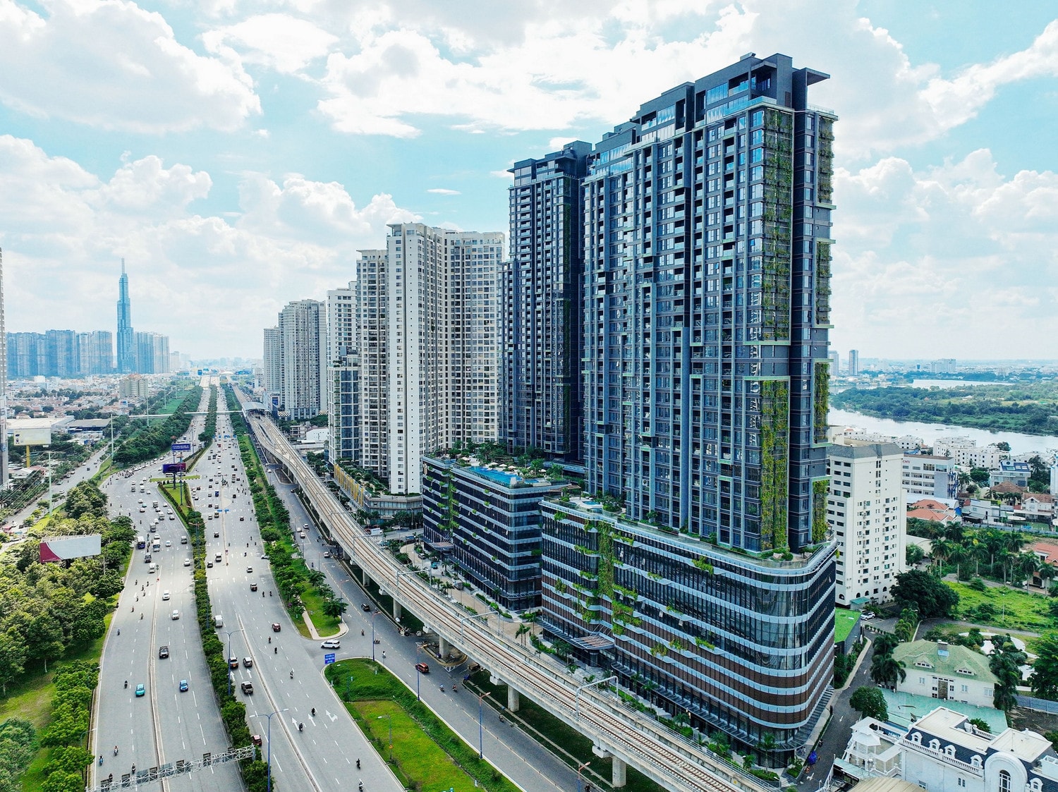 Masterise Homes bàn giao sổ hồng cho cư dân LUMIÈRE riverside theo đúng cam kết -0