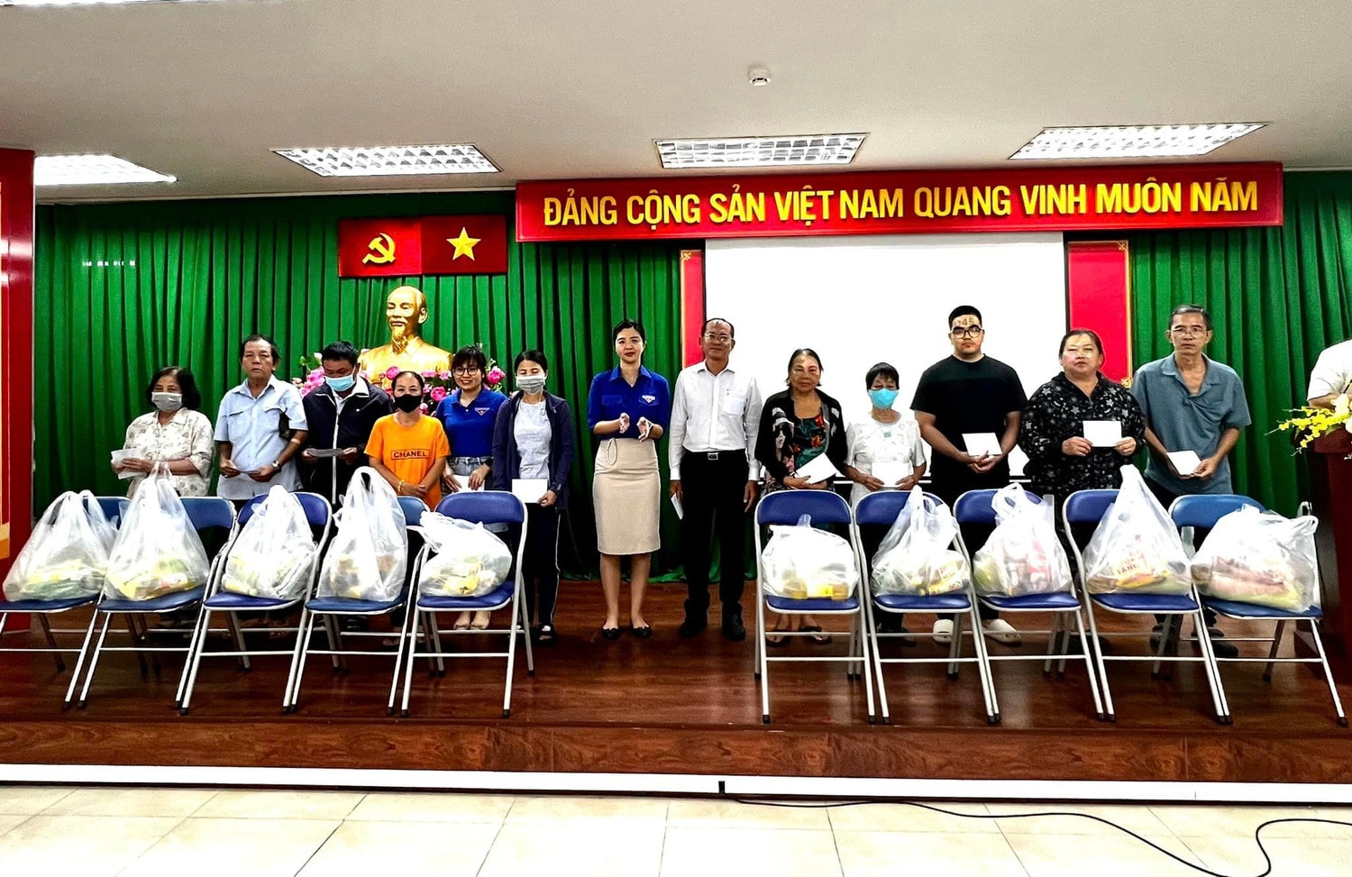 PVFCCo thực hiện các chương trình an sinh xã hội ý nghĩa nhân dịp Quốc khánh đất nước -0