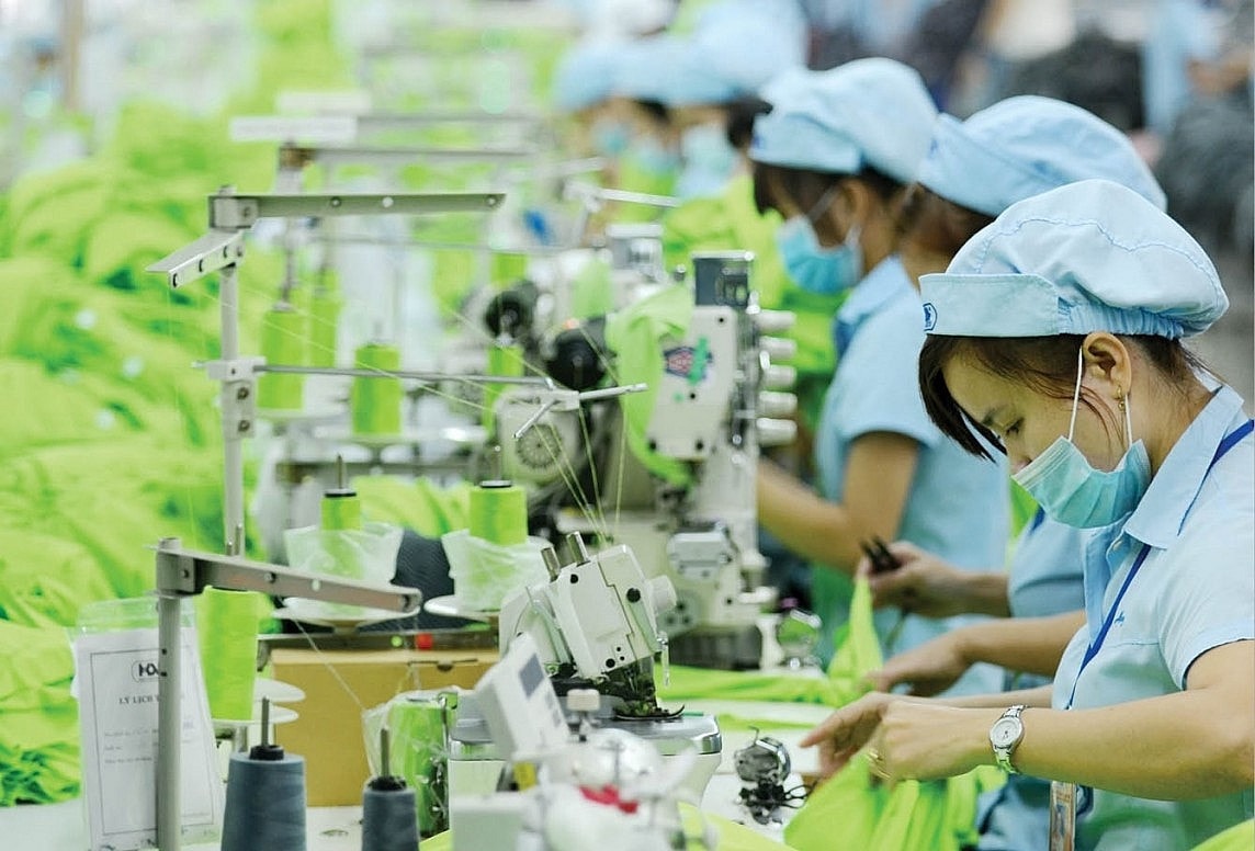 Tận dụng hiệu quả nguồn vốn FDI rót vào ngành dệt may -0