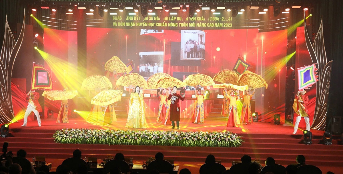 Phó Chủ tịch Quốc hội Nguyễn Thị Thanh dự Lễ kỷ niệm 30 năm tái lập huyện Yên Khánh và đón nhận huyện đạt chuẩn nông thôn mới nâng cao năm 2024 -6