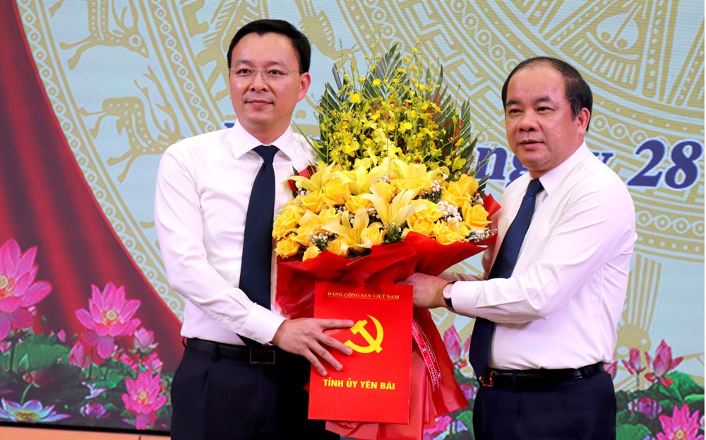 Yên Bái có tân Chánh Văn phòng Tỉnh ủy và Giám đốc Sở tài nguyên và Môi trường -0