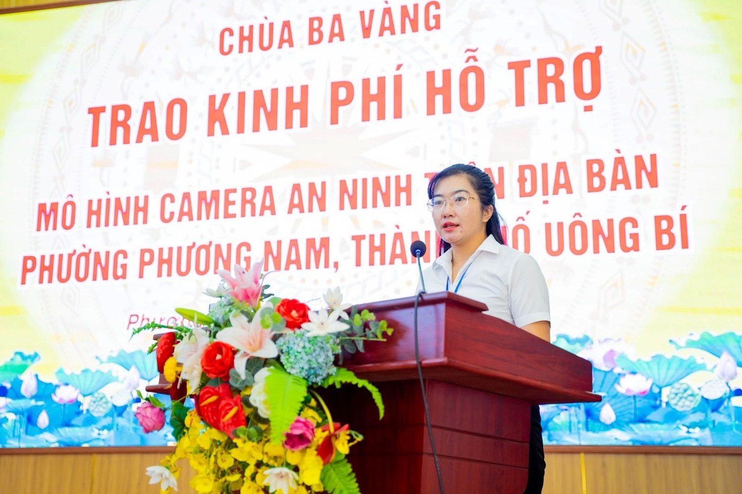Chùa Ba Vàng trao kinh phí hỗ trợ mô hình camera an ninh tại địa phương -0