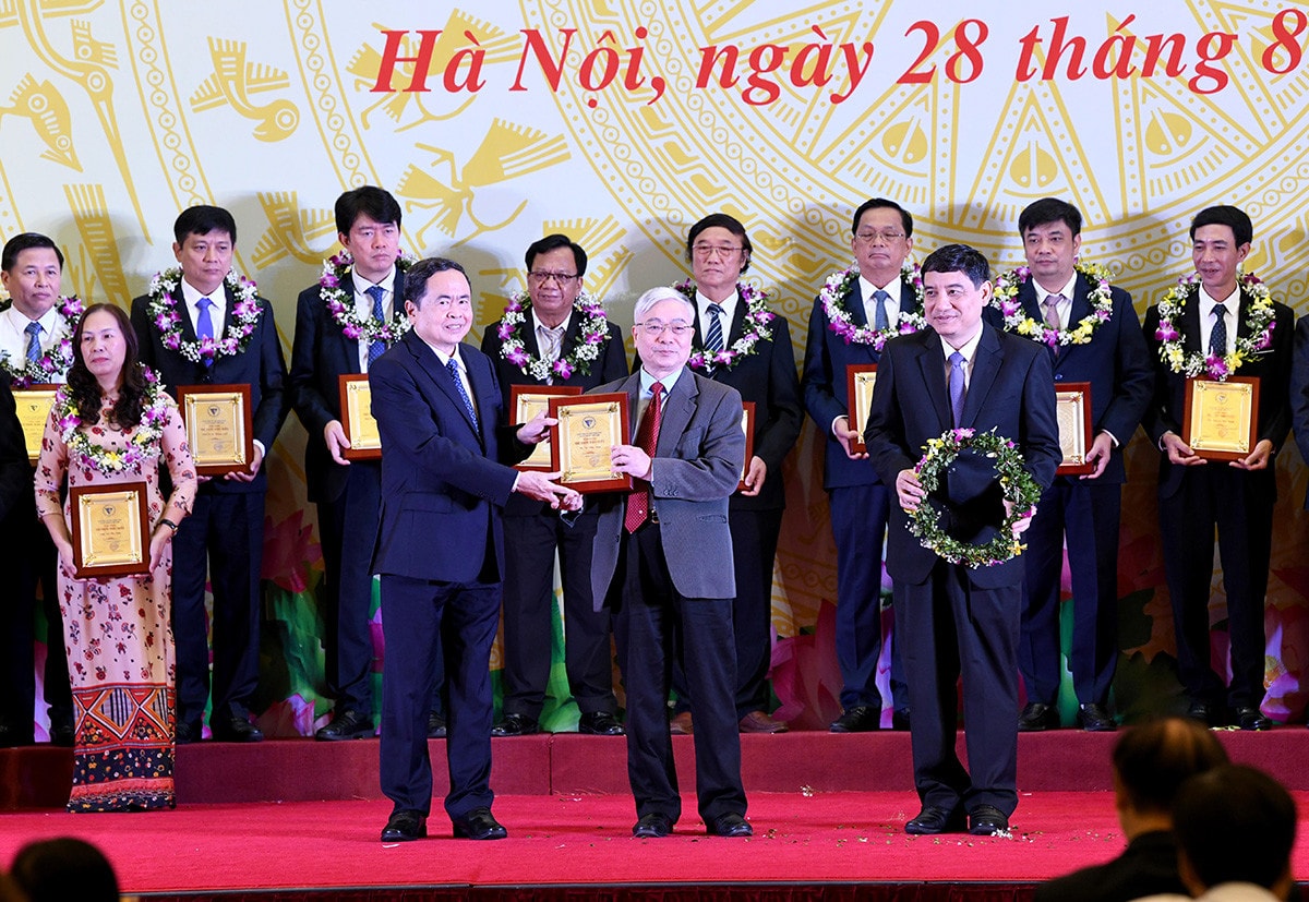 Chủ tịch Quốc hội Trần Thanh Mẫn: Mỗi thắng lợi của cách mạng Việt Nam không thể thiếu đóng góp của trí thức -2
