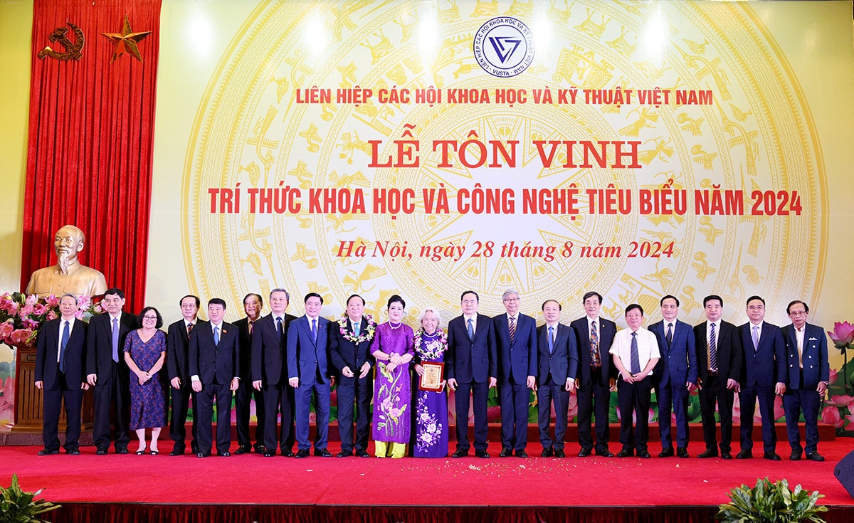 Chủ tịch Quốc hội Trần Thanh Mẫn: Mỗi thắng lợi của cách mạng Việt Nam không thể thiếu đóng góp của trí thức -6