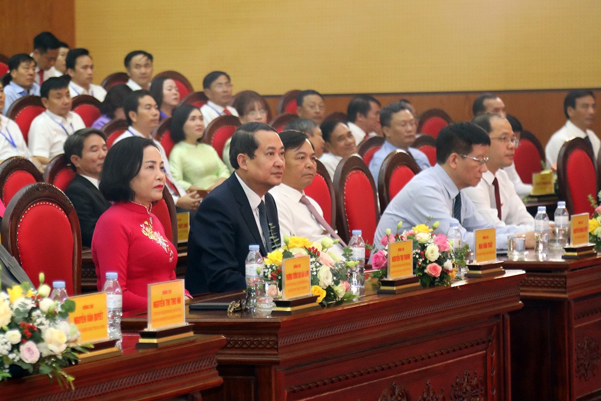 Phó Chủ tịch Quốc hội Nguyễn Thị Thanh dự Lễ kỷ niệm 30 năm tái lập huyện Yên Khánh và đón nhận huyện đạt chuẩn nông thôn mới nâng cao năm 2024 -1