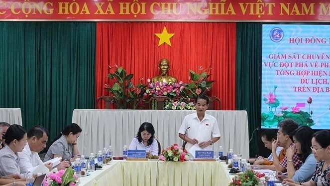 Quang cảnh buổi giám sát tại huyện Trảng Bom. Ảnh Hồ Thảo