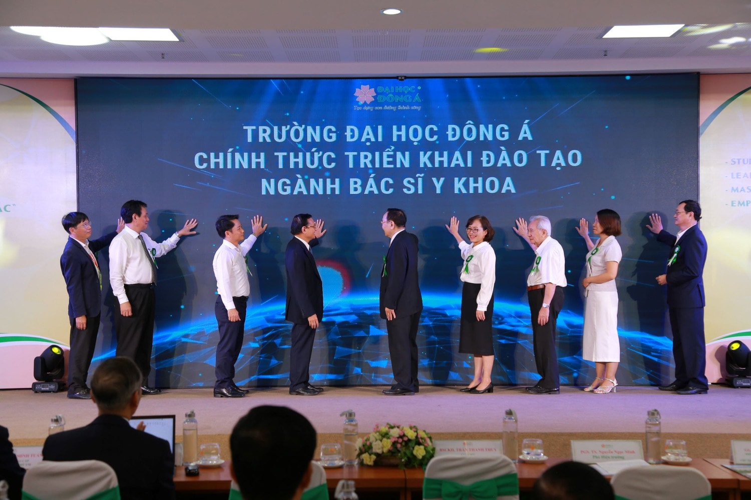 Trường Đại học Đông Á chính thức triển khai đào tạo ngành Bác sĩ Y khoa Thêm một Trường Đại học ở miền Trung đào tạo bác sĩ đa khoa -0