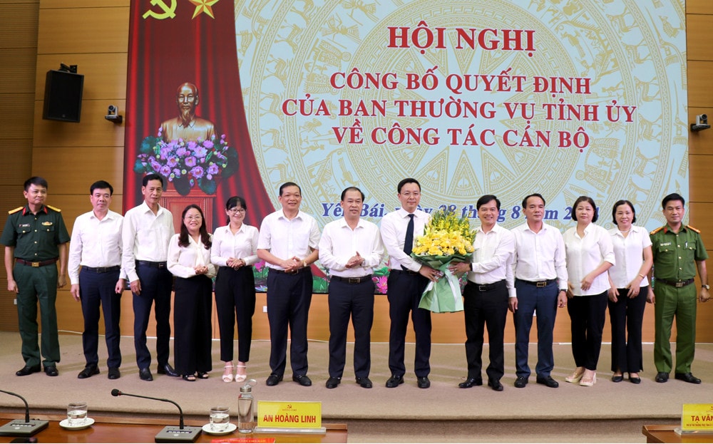 Yên Bái có tân Chánh Văn phòng Tỉnh ủy và Giám đốc Sở tài nguyên và Môi trường -0