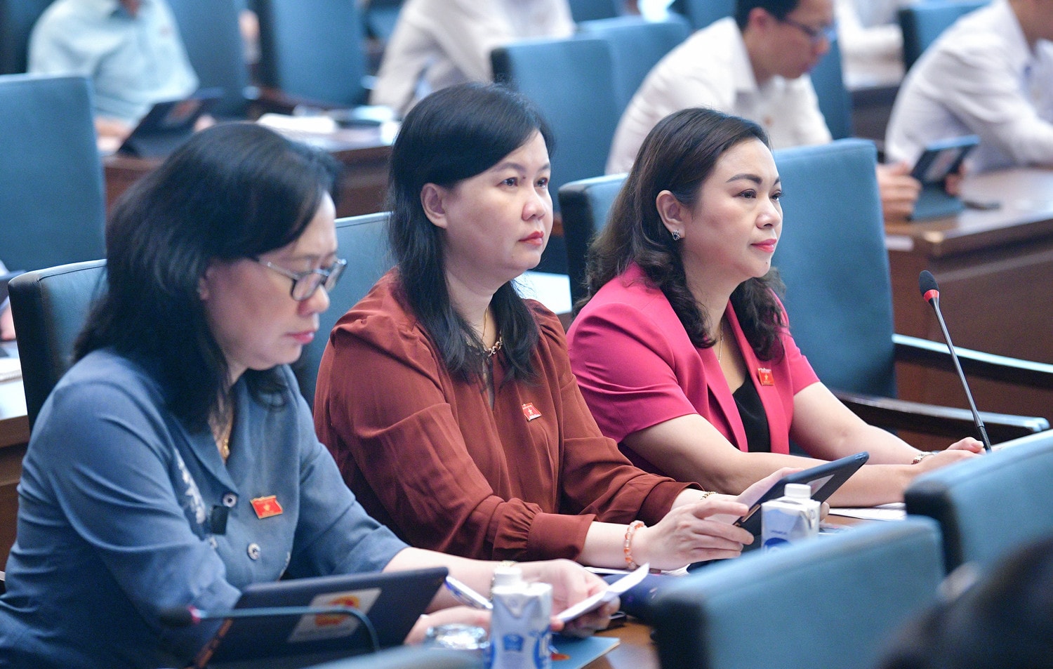 Tăng cường hơn nữa trách nhiệm của tổ chức khai thác tài nguyên khoáng sản -0
