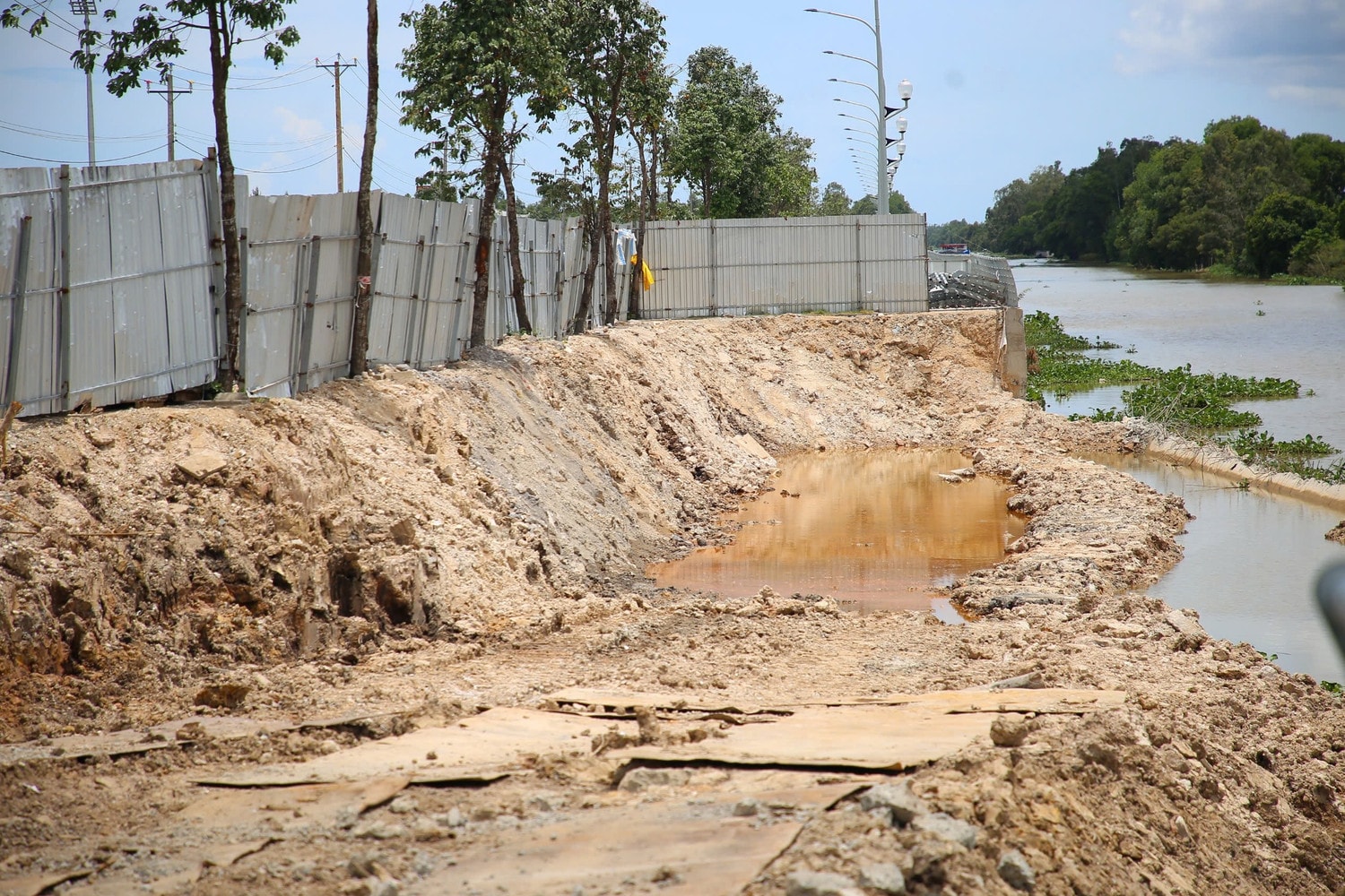 Hiệu quả trong hoạt động đấu thầu của Công ty CP Cầu đường 10: Nhân sự mỏng vẫn trúng thầu hàng nghìn tỷ đồng, nhiều gói thầu tiết kiệm cho ngân sách 0 đồng