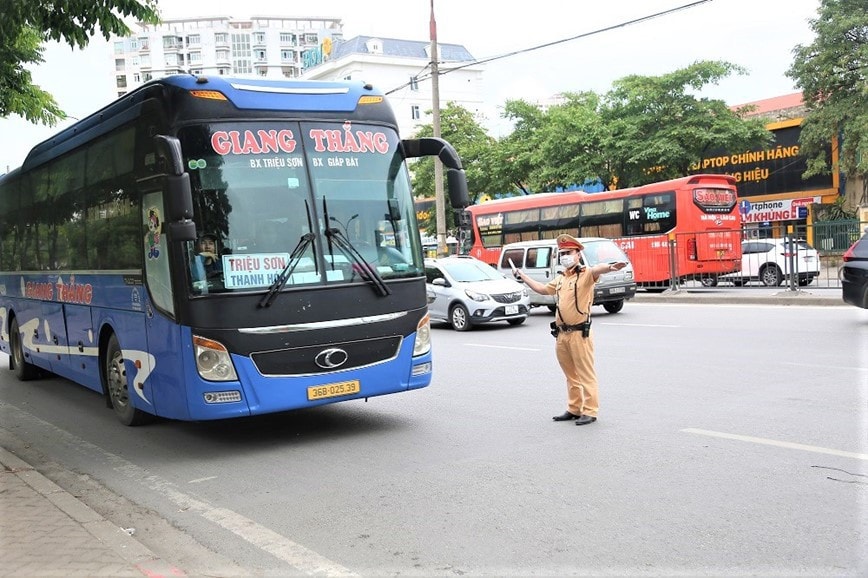 Công bố 9 số điện thoại đường dây nóng phản ánh giao thông dịp nghỉ Lễ -0