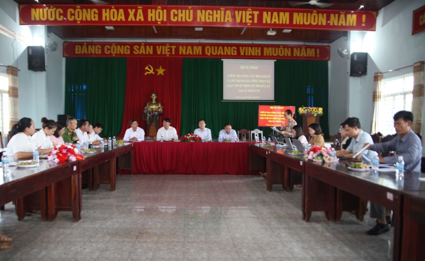 Xã Nhân Cơ, huyện Đắk R’Lấp, tỉnh Đắk Nông được công nhận xã đạt chuẩn tiếp cận pháp luật ảnh 2