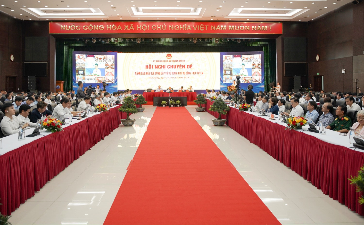 Triển khai dịch vụ công trực tuyến theo chiều sâu -0