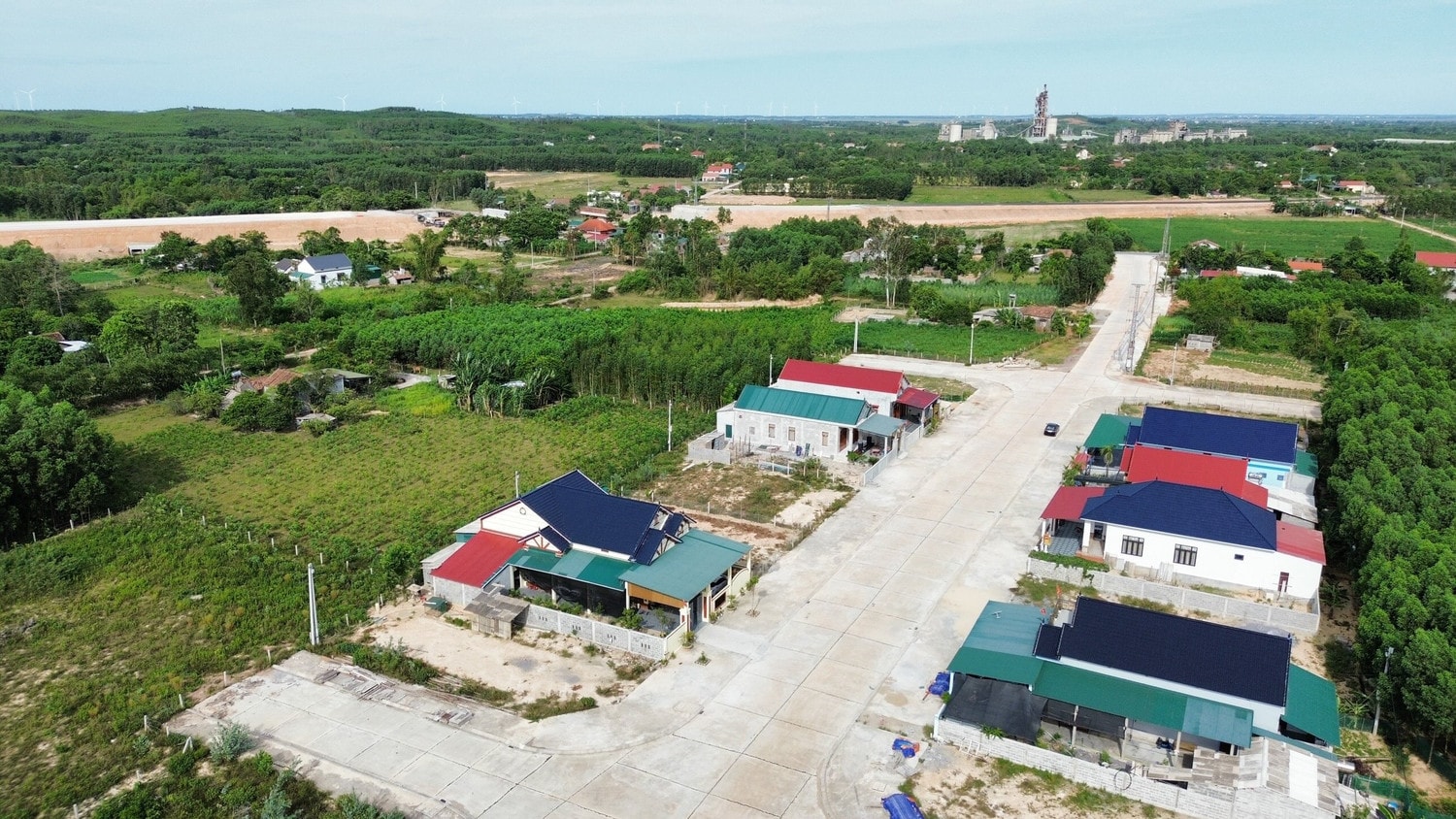 Cuộc sống mới bên dự án cao tốc huyết mạch Bắc - Nam,Cuộc sống mới bên dự án cao tốc huyết mạch Bắc - Nam