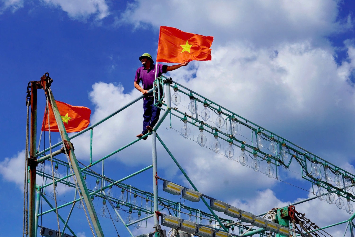 Những cột mốc chủ quyền trên vùng biển Tổ quốc -0