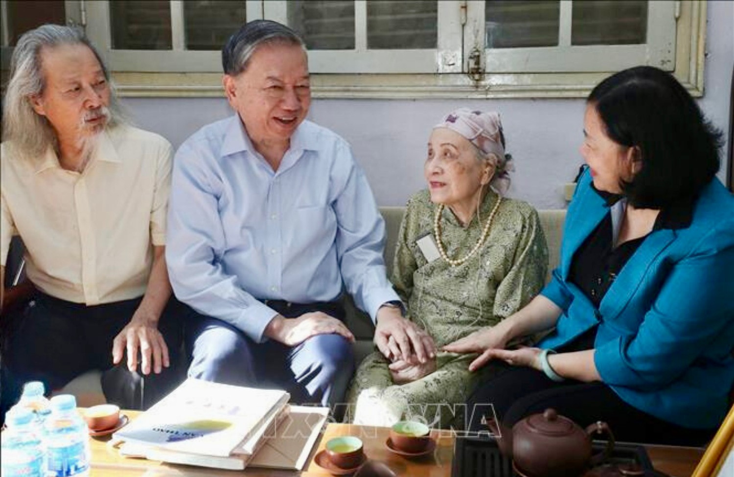 Tổng Bí thư, Chủ tịch nước Tô Lâm tri ân cố nhạc sỹ Văn Cao và cố hoạ sỹ Bùi Trang Chước -0