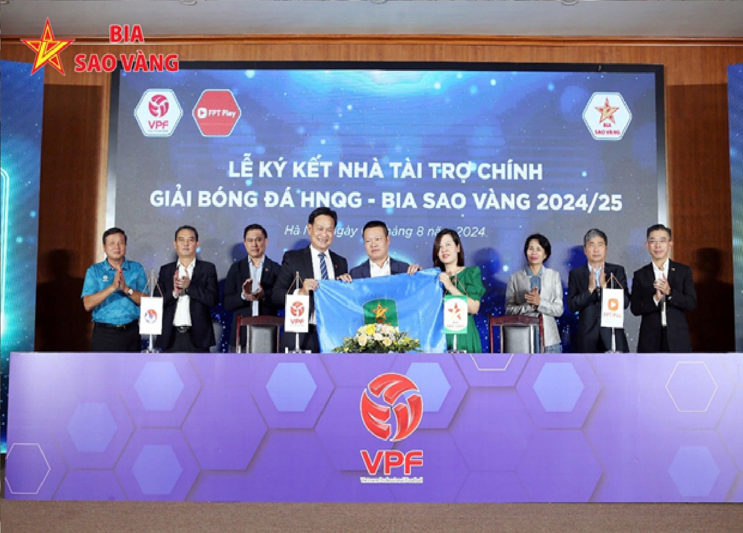 BIA SAO VÀNG - SAVABECO KHÔNG NGỪNG NÂNG CAO GIÁ TRỊ VIỆT -0