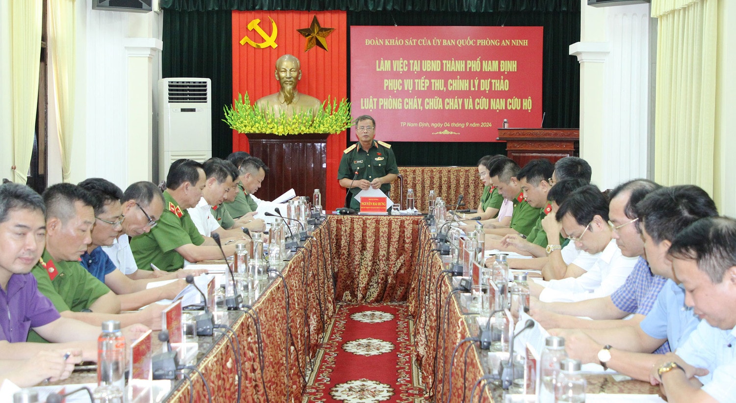 Đoàn khảo sát của Ủy ban Quốc phòng và An ninh làm việc với UBND TP. Nam Định -0