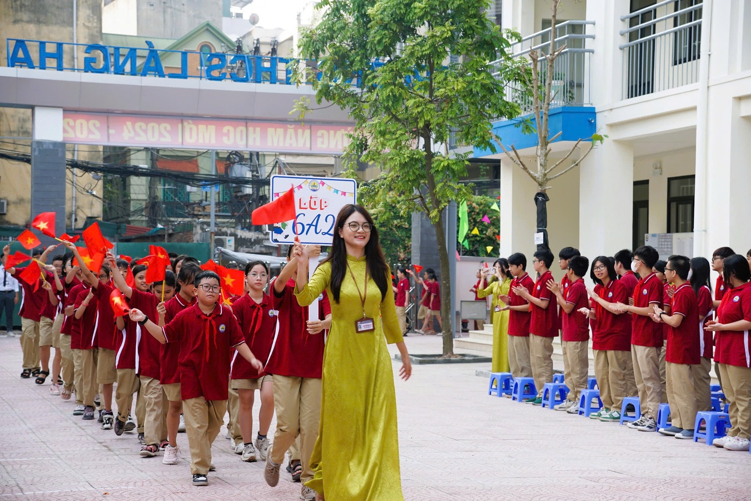Sáng nay, hơn 23 triệu học sinh cả nước hân hoan dự khai giảng năm học mới 2024 - 2025 -0