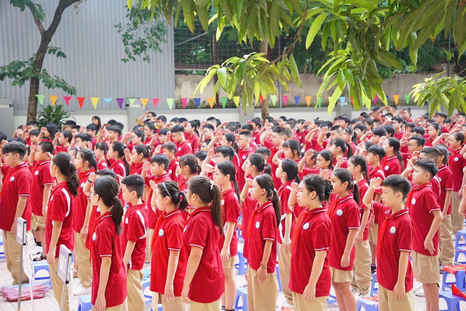 Sáng nay, hơn 23 triệu học sinh cả nước hân hoan dự khai giảng năm học mới 2024 - 2025 -0