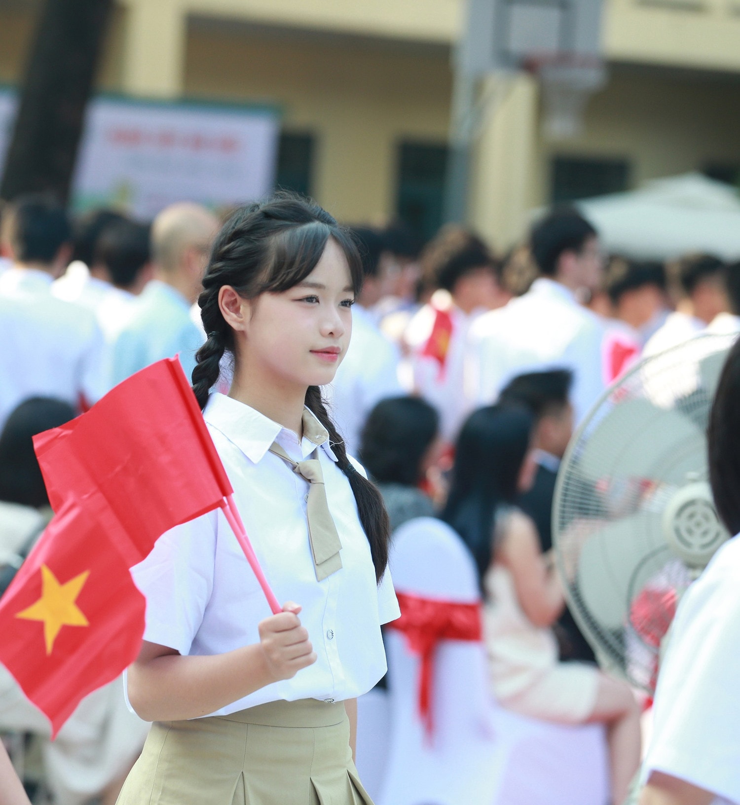 Trường THPT Phan Huy Chú – Đống Đa đón năm học mới với chủ đề: -0