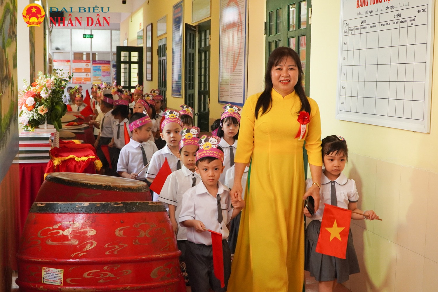 Hà Đông (Hà Nội): Trường Tiểu học Văn Khê rộn ràng khai giảng năm học mới -0