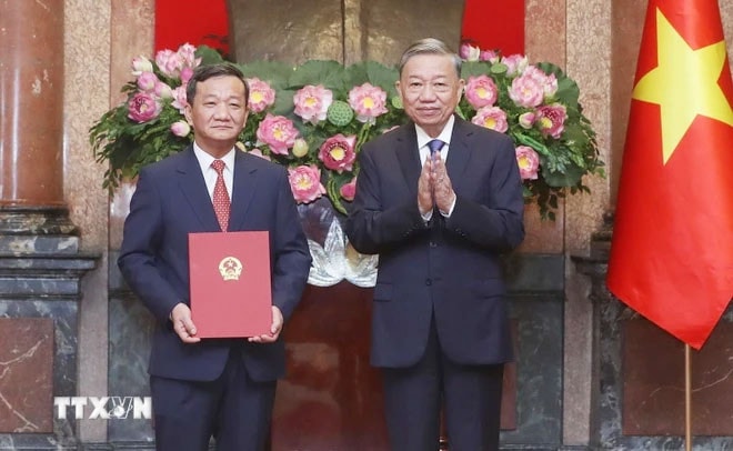 Tổng Bí thư, Chủ tịch nước Tô Lâm trao Quyết định bổ nhiệm Đại sứ Việt Nam tại Lào -0