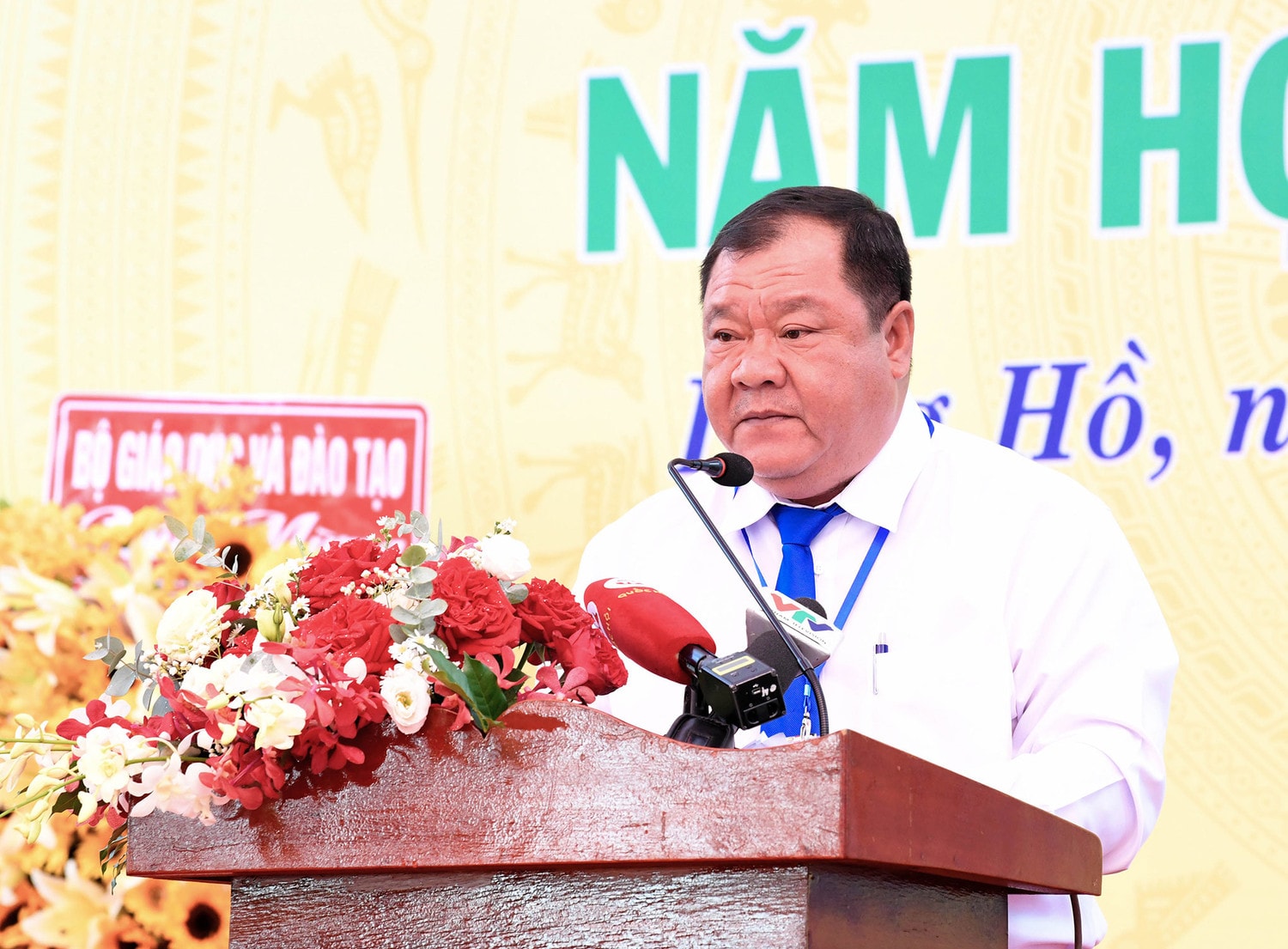 Chủ tịch Quốc hội Trần Thanh Mẫn dự Lễ khai giảng năm học 2024 - 2025 tại Trường THPT Phạm Hùng, tỉnh Vĩnh Long -0