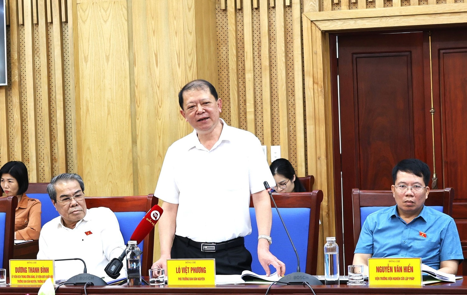 Đoàn giám sát của Ủy ban Thường vụ Quốc hội làm việc với UBND tỉnh Nghệ An -0