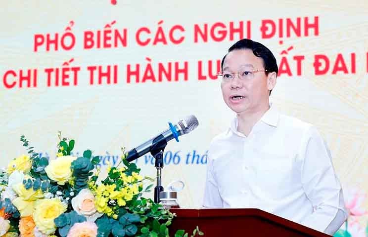 Hội nghị phổ biến các nghị định quy định Luật Đất đai -0