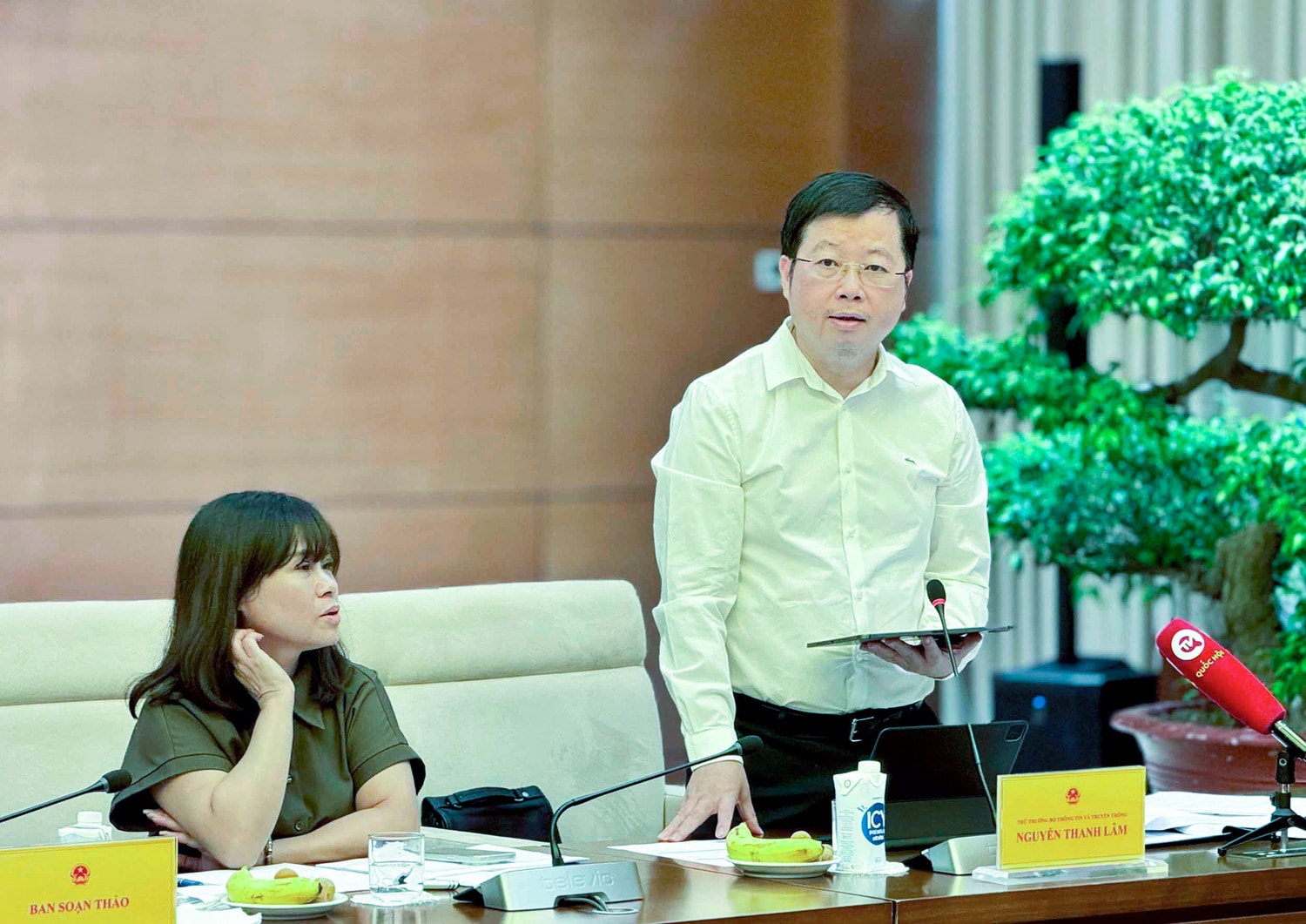 Tạo thuận lợi cho hoạt động quảng cáo phát triển -1