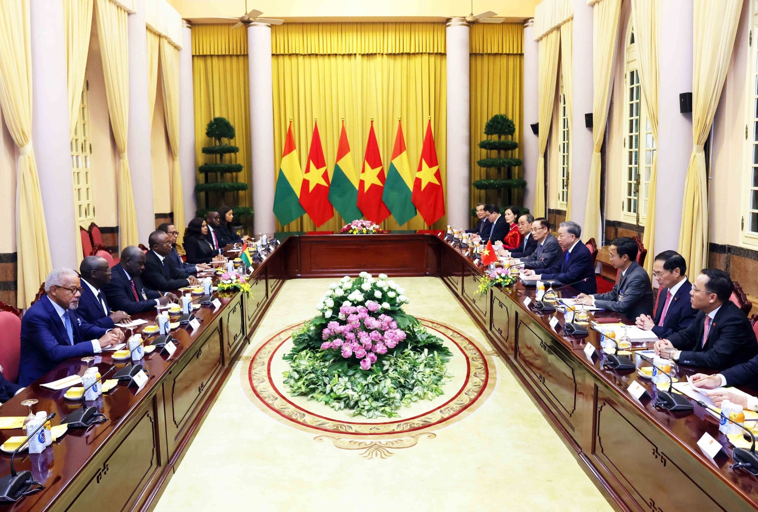 Tổng Bí thư, Chủ tịch nước Tô Lâm hội đàm với Tổng thống Cộng hòa Guinea-Bissau -2