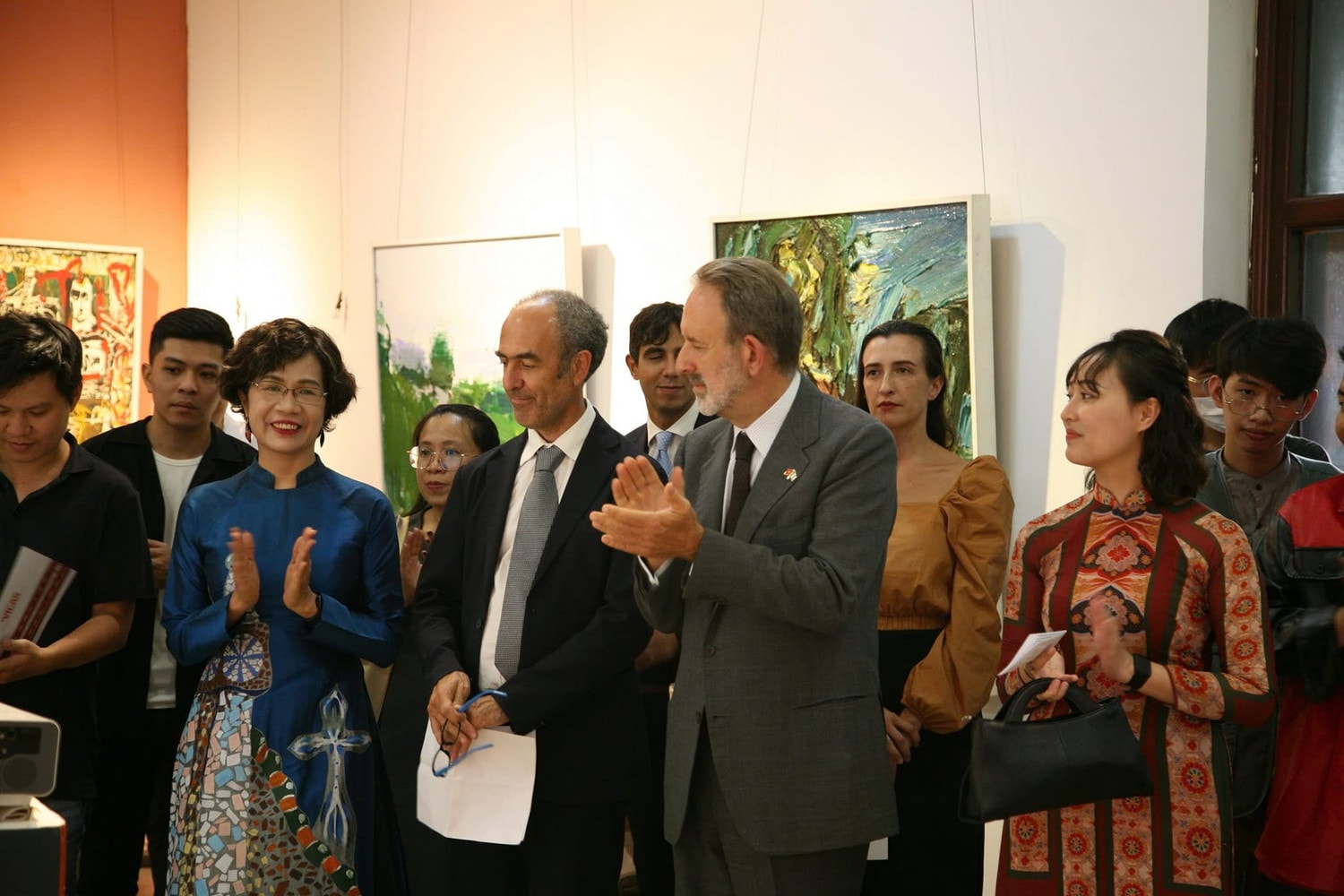 Trao giải “Âm thanh tình anh em