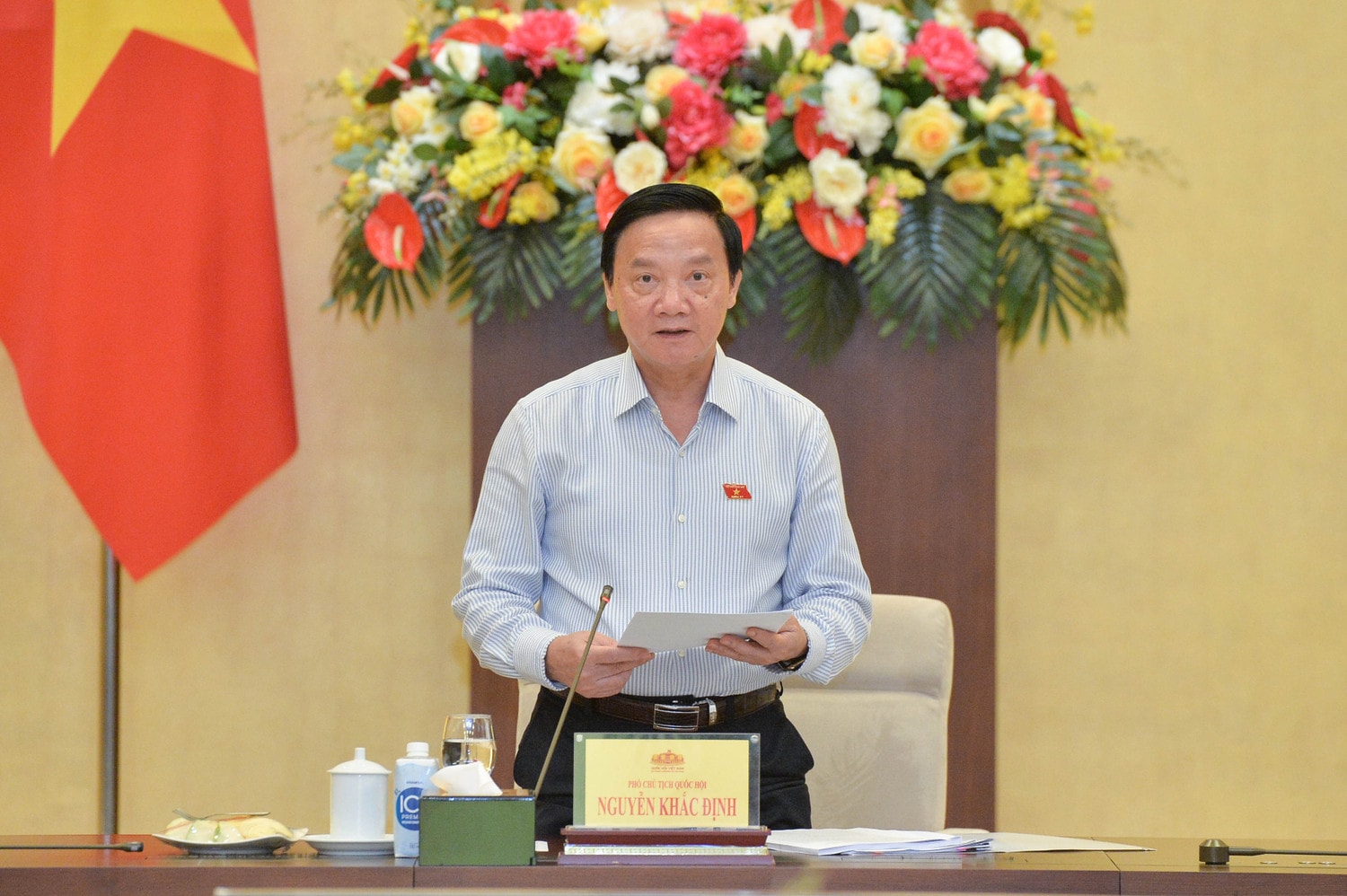 Phó Chủ tịch Quốc hội Nguyễn Khắc Định chủ trì họp giao ban giữa Lãnh đạo Quốc hội với các cơ quan của Quốc hội -1