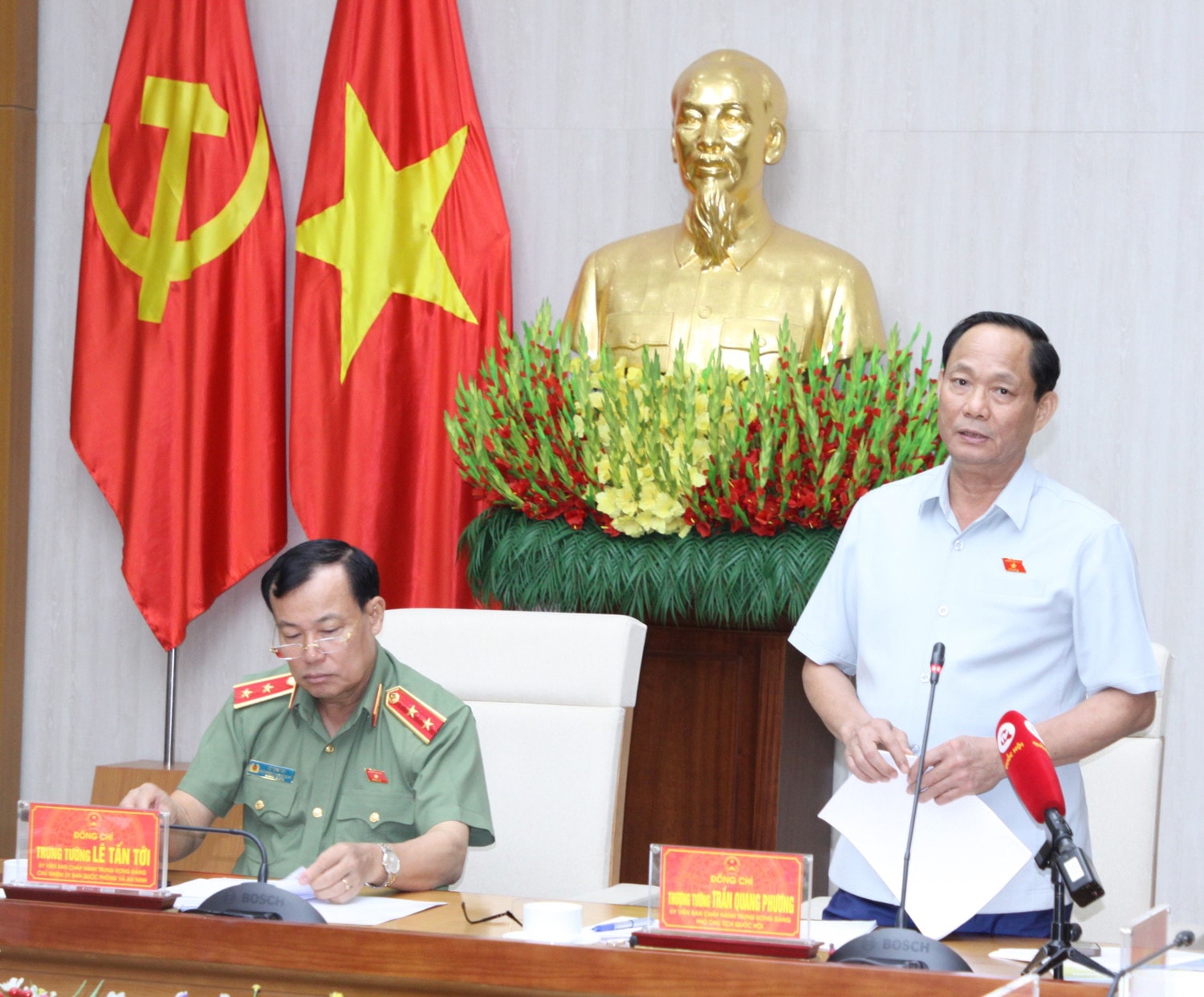 Phó Chủ tịch Quốc hội, Thượng tướng Trần Quang Phương làm việc với UBND tỉnh Phú Thọ ảnh 1 Phó Chủ tịch Quốc hội, Thượng tướng Trần Quang Phương làm việc với UBND tỉnh Phú Thọ