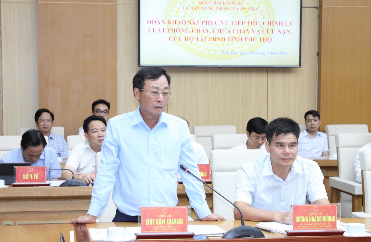 Chủ tịch UBND tỉnh Phú Thọ Bùi Văn Quang phát biểu Phó Chủ tịch Quốc hội, Thượng tướng Trần Quang Phương làm việc với UBND tỉnh Phú Thọ -0