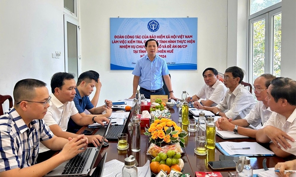 Phó Tổng Giám đốc BHXH Việt Nam Chu Mạnh Sinh phát biểu chỉ đạo. Ảnh: BH