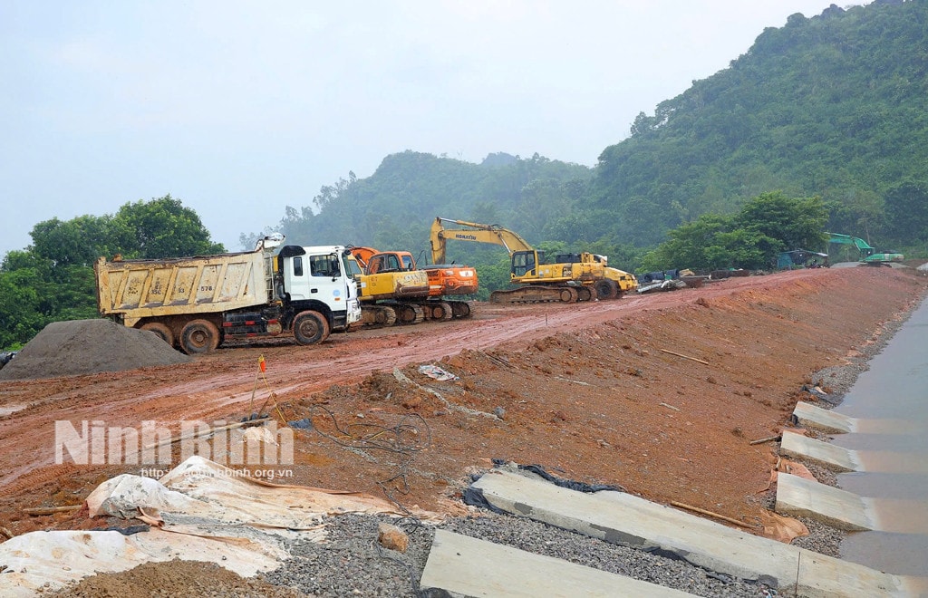 Ninh Bình khẩn trương các biện pháp ứng phó với bão số 3 -0