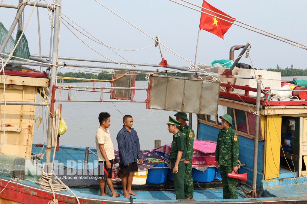 Ninh Bình khẩn trương các biện pháp ứng phó với bão số 3 -0