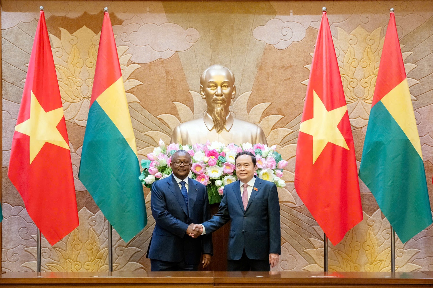 Chủ tịch Quốc hội Trần Thanh Mẫn hội kiến Tổng thống Cộng hòa Guinea Bissau -2